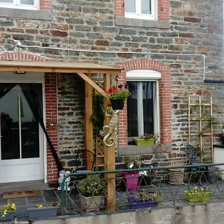 Gouarec Bed & Breakfast